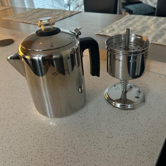 Lagostina Coffee Maker - Stainless Steel with black handle - Picture 5 of 7